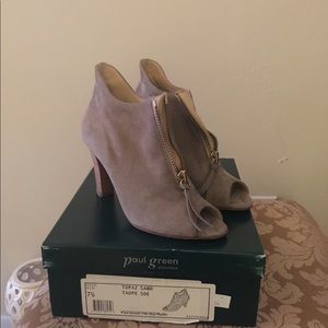 Paul Green Muchen Peep Toe Suede Bootie. 7.5